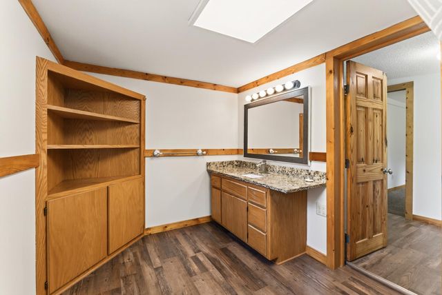 32251 Roanoke Street NW, Cambridge, MN 55008