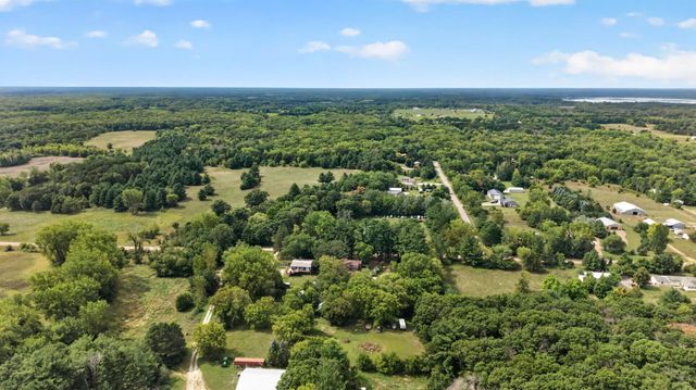32251 Roanoke Street NW, Cambridge, MN 55008