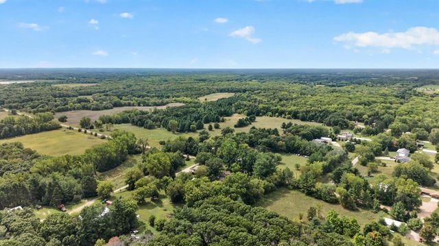 32251 Roanoke Street NW, Cambridge, MN 55008