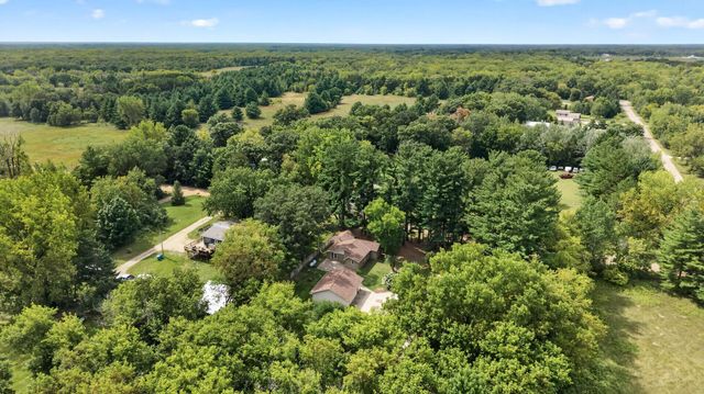 32251 Roanoke Street NW, Cambridge, MN 55008