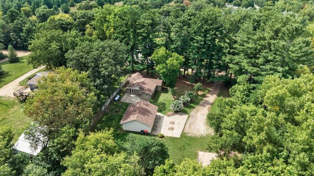 32251 Roanoke Street NW, Cambridge, MN 55008