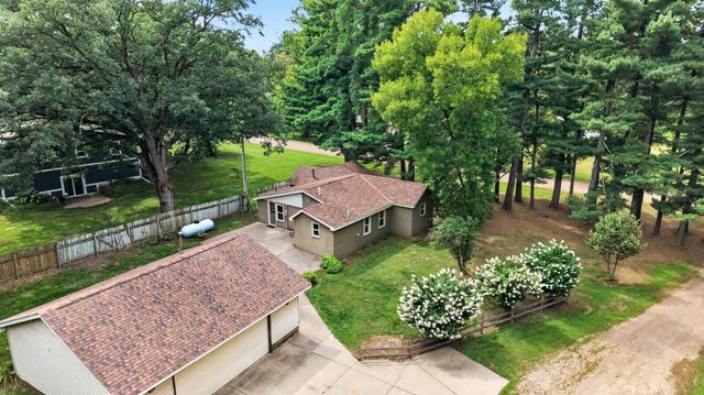 32251 Roanoke Street NW, Cambridge, MN 55008