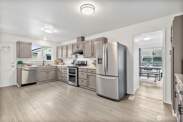 269 S Cedar Street, Buckley, WA 98321