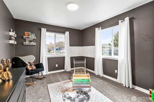 269 S Cedar Street, Buckley, WA 98321