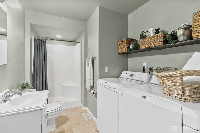 269 S Cedar Street, Buckley, WA 98321