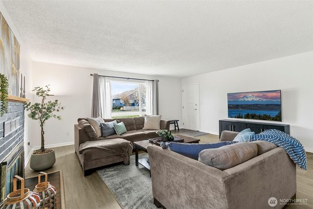 269 S Cedar Street, Buckley, WA 98321