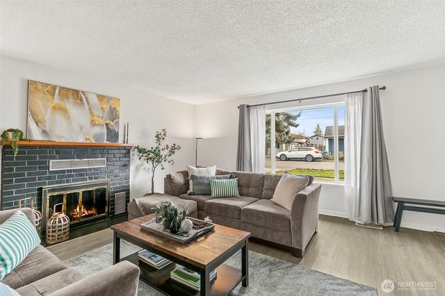 269 S Cedar Street, Buckley, WA 98321