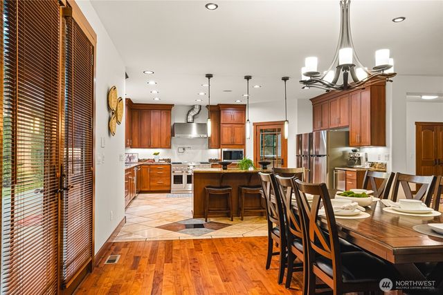 740 9th Avenue, Fox Island, WA 98333