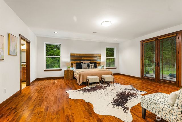 740 9th Avenue, Fox Island, WA 98333
