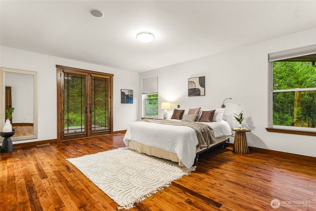 740 9th Avenue, Fox Island, WA 98333