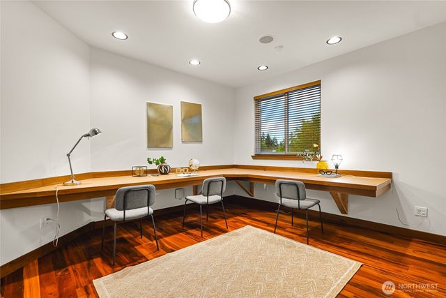 740 9th Avenue, Fox Island, WA 98333
