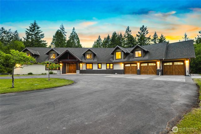 740 9th Avenue, Fox Island, WA 98333