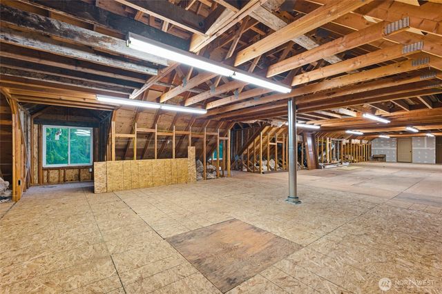 740 9th Avenue, Fox Island, WA 98333