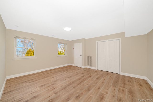 136 Artist Lake Drive, Middle Island, NY 11953