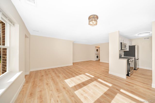 136 Artist Lake Drive, Middle Island, NY 11953