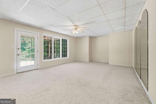 40 JOE LEE Drive, Sharpsburg, GA 30277