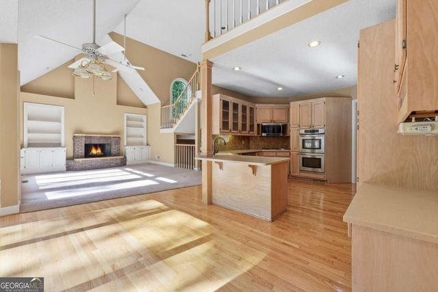 40 JOE LEE Drive, Sharpsburg, GA 30277