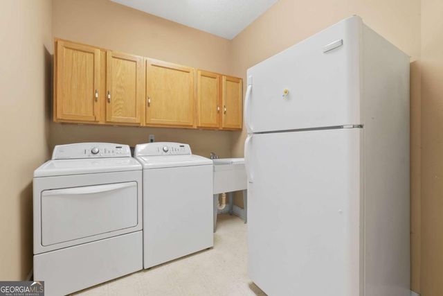 40 JOE LEE Drive, Sharpsburg, GA 30277