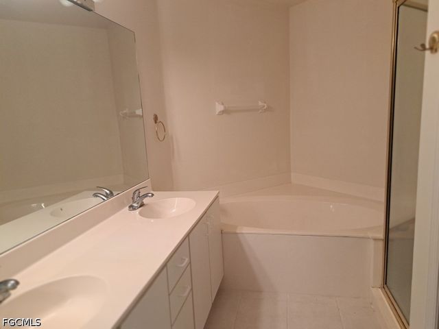 15037 Tamarind Cay CT 1503, Fort Myers, FL 33908
