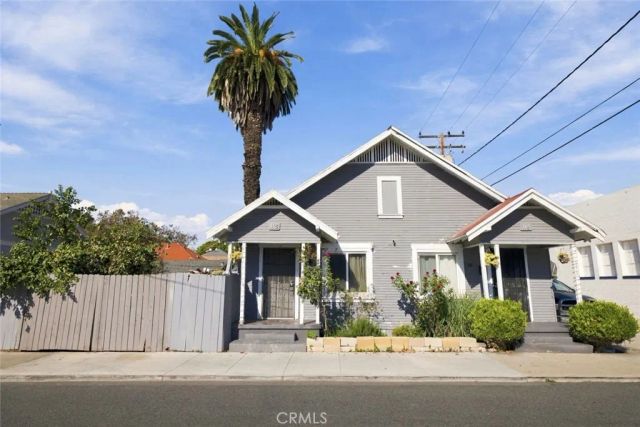 421 E Walnut, Santa Ana, CA 92701