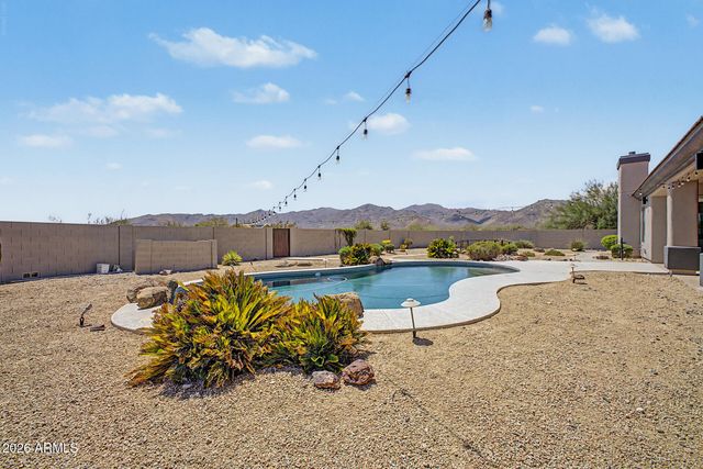 19403 W TOWNLEY Court, Waddell, AZ 85355