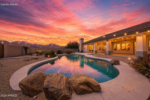 19403 W TOWNLEY Court, Waddell, AZ 85355