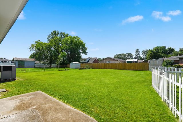2209 Hermitage Drive, Kingsport, TN 37664