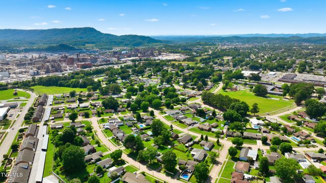 2209 Hermitage Drive, Kingsport, TN 37664