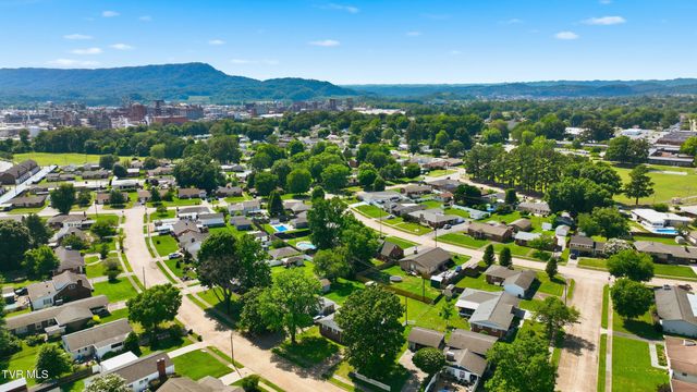 2209 Hermitage Drive, Kingsport, TN 37664