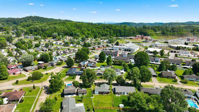 2209 Hermitage Drive, Kingsport, TN 37664