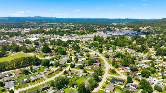 2209 Hermitage Drive, Kingsport, TN 37664