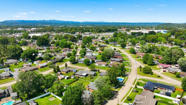 2209 Hermitage Drive, Kingsport, TN 37664