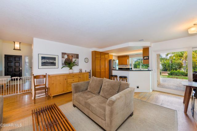 6605 Oak Forest Drive, Oak Park, CA 91377