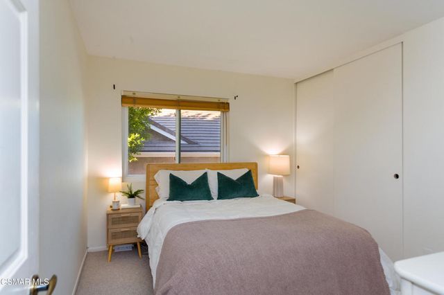 6605 Oak Forest Drive, Oak Park, CA 91377