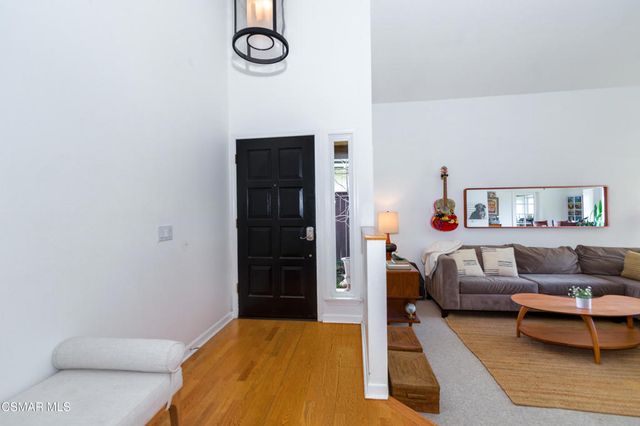 6605 Oak Forest Drive, Oak Park, CA 91377