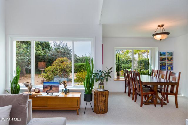 6605 Oak Forest Drive, Oak Park, CA 91377