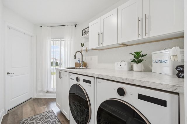 3925 WOODSFIELD COURT, Orlando, FL 32822