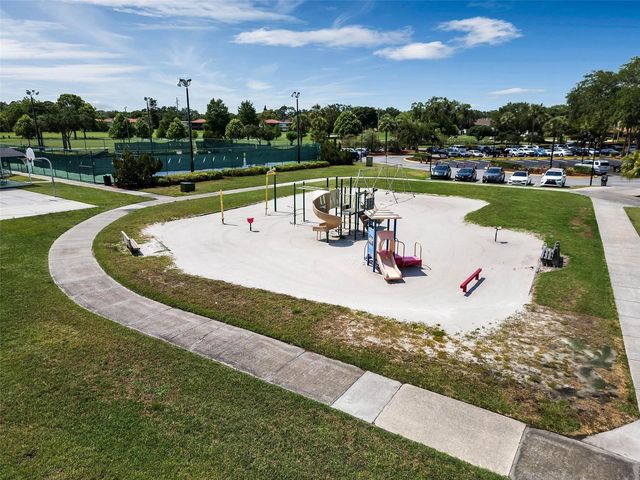 3925 WOODSFIELD COURT, Orlando, FL 32822