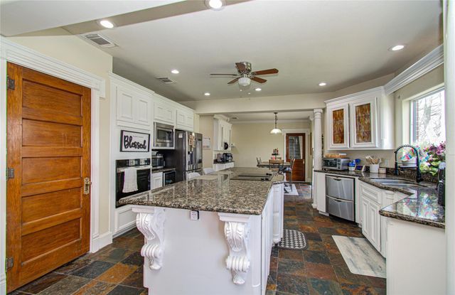 8659 Halls Retreat Court, Missouri City, TX 77459