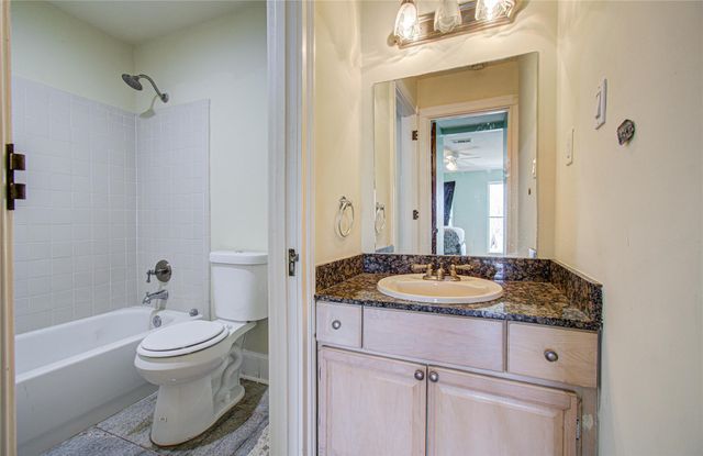 8659 Halls Retreat Court, Missouri City, TX 77459