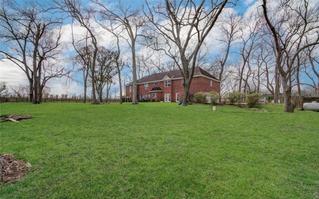 8659 Halls Retreat Court, Missouri City, TX 77459