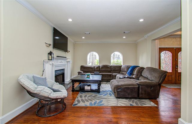 8659 Halls Retreat Court, Missouri City, TX 77459