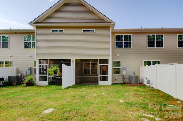14061 Castle Nook Drive 70, Charlotte, NC 28273