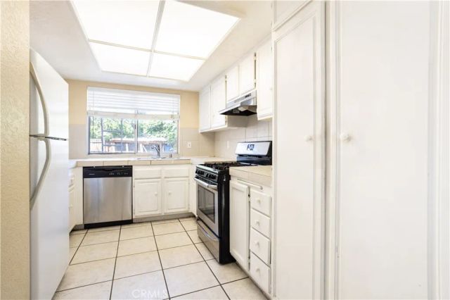 37255 E 28th East, Palmdale, CA 93550