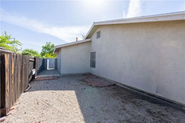 37255 E 28th East, Palmdale, CA 93550