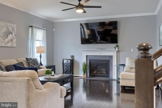 6 BEE TREE CIR, New Freedom, PA 17349