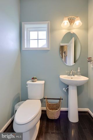 6 BEE TREE CIR, New Freedom, PA 17349