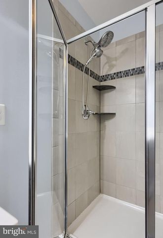 6 BEE TREE CIR, New Freedom, PA 17349