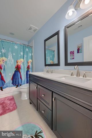 6 BEE TREE CIR, New Freedom, PA 17349