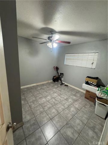 1220 W Victoria, San Bernardino, CA 92411